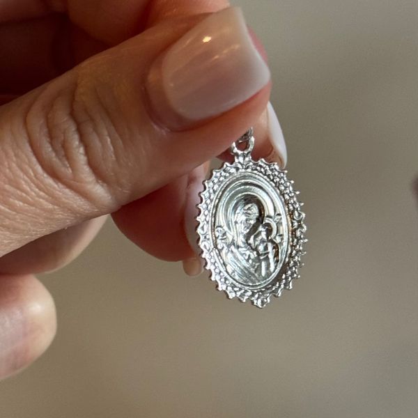 925 Sterling Silver Holy Virgin Mary with Jesus Pendant